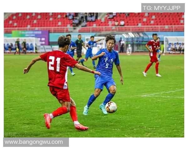 2009全运会足球赛重庆队与北京队激战正酣精彩瞬间回顾